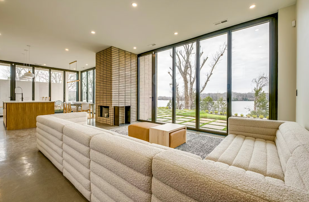 panoramic windows at Clermont Windows Replacement & Doors